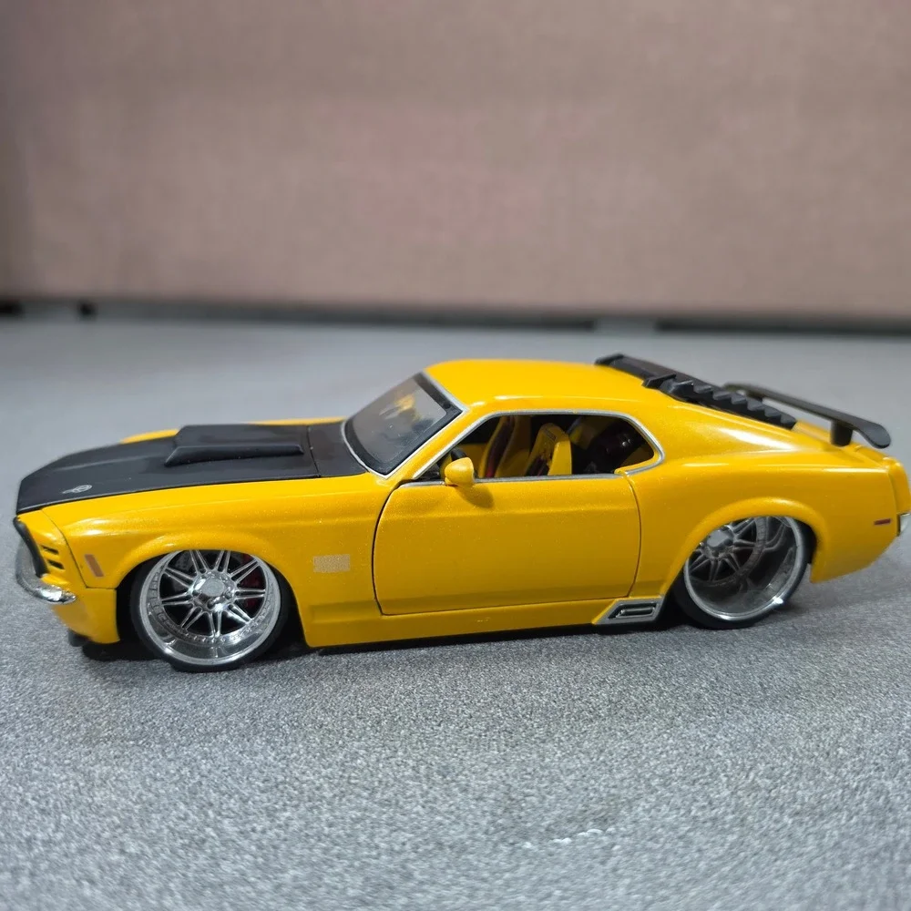 Jada Toys Bigtime Muscle 1970 Ford Mustang Boss 429 1:24 Yellow Fair Custom